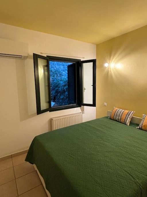 Appartement Avec Vue Aegina Eksteriør billede
